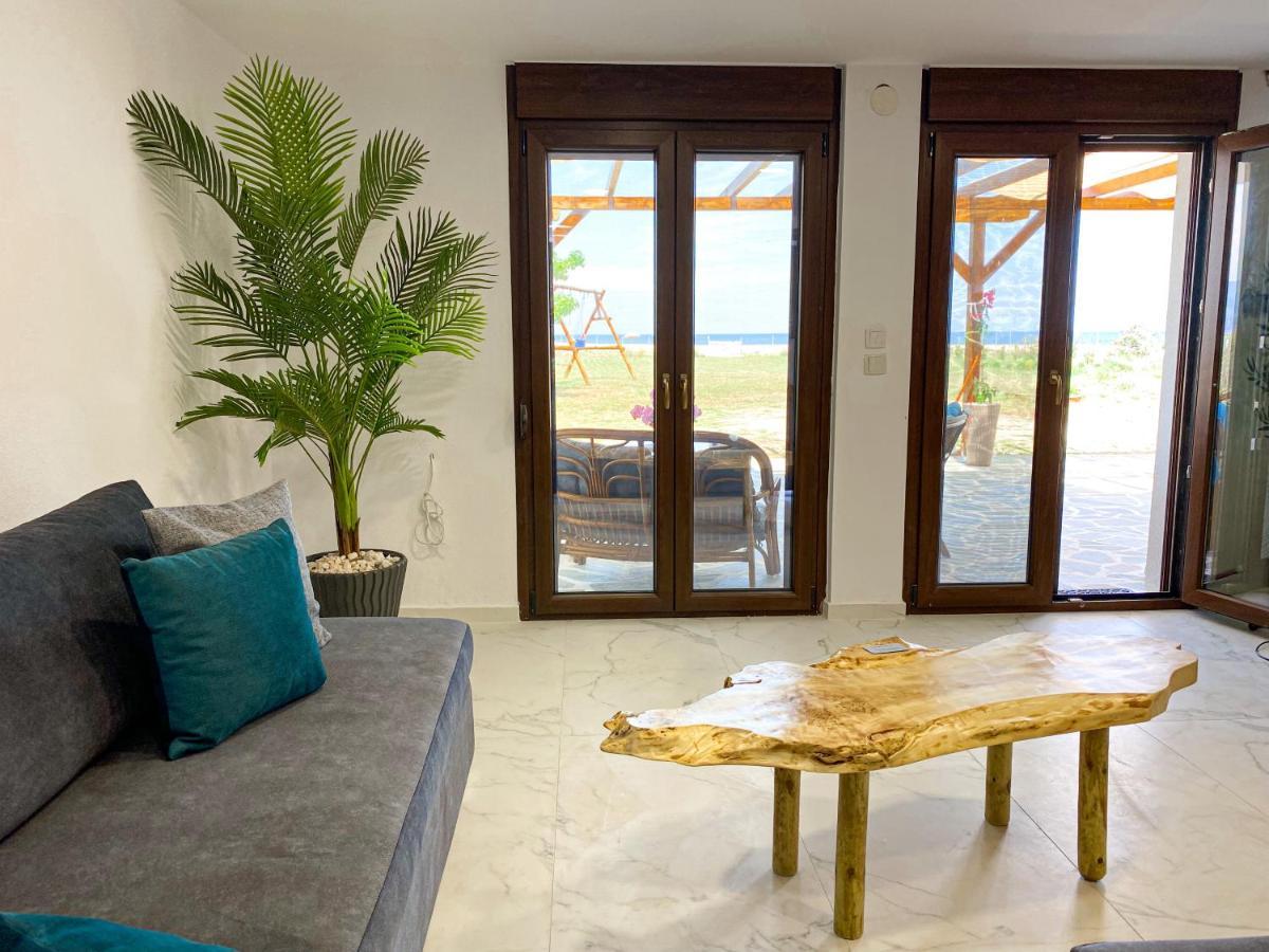 Seafront Oasis Beach Houses Ierissos Bagian luar foto
